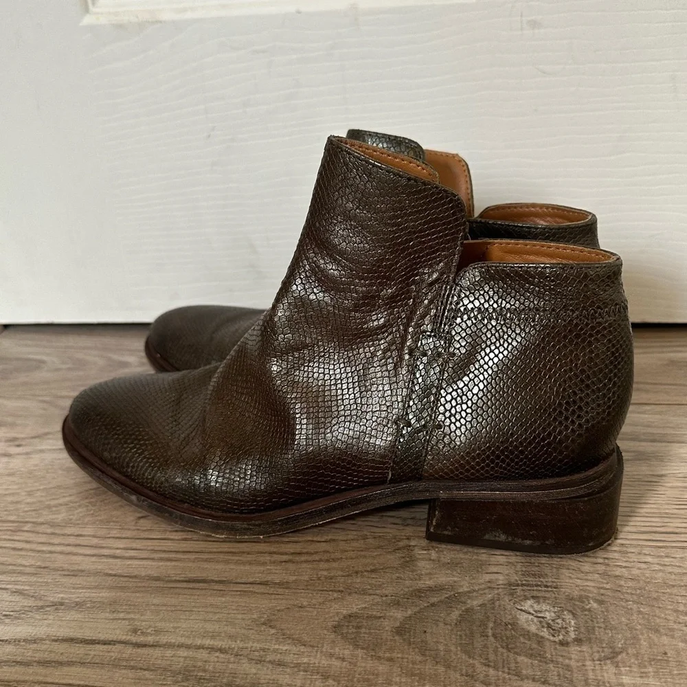 Sarto ankle boots